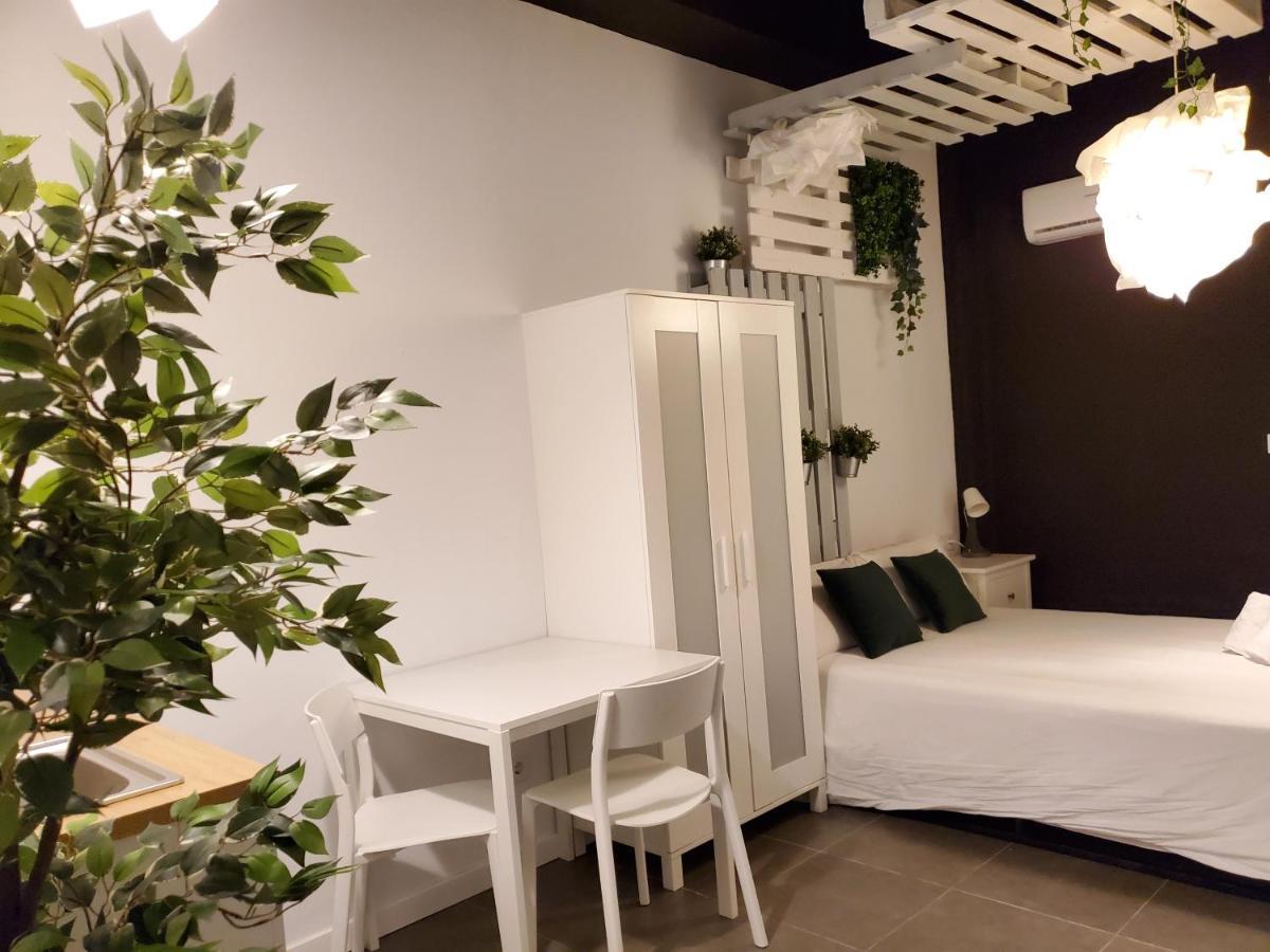 Small And Cozy Rooms - G Valencie Exteriér fotografie