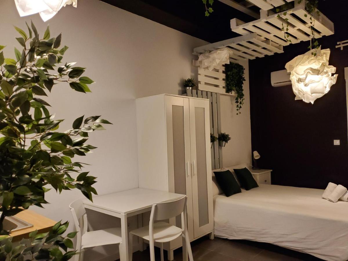 Small And Cozy Rooms - G Valencie Exteriér fotografie